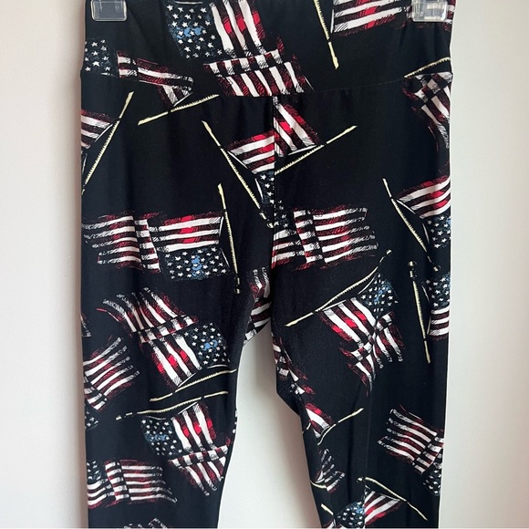 LuLaRoe Black and Red Leggings with Elastic Waistband - Picture 3 of 14